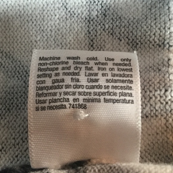 Blk & White Floral Cardigan - Picture 7 of 7